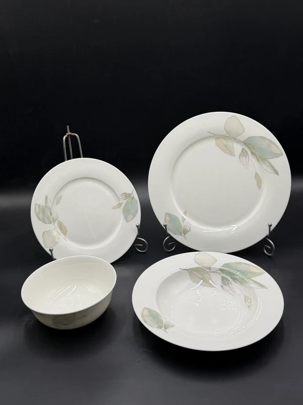 16 Pcs Bone China Breakfast Set 🍽️