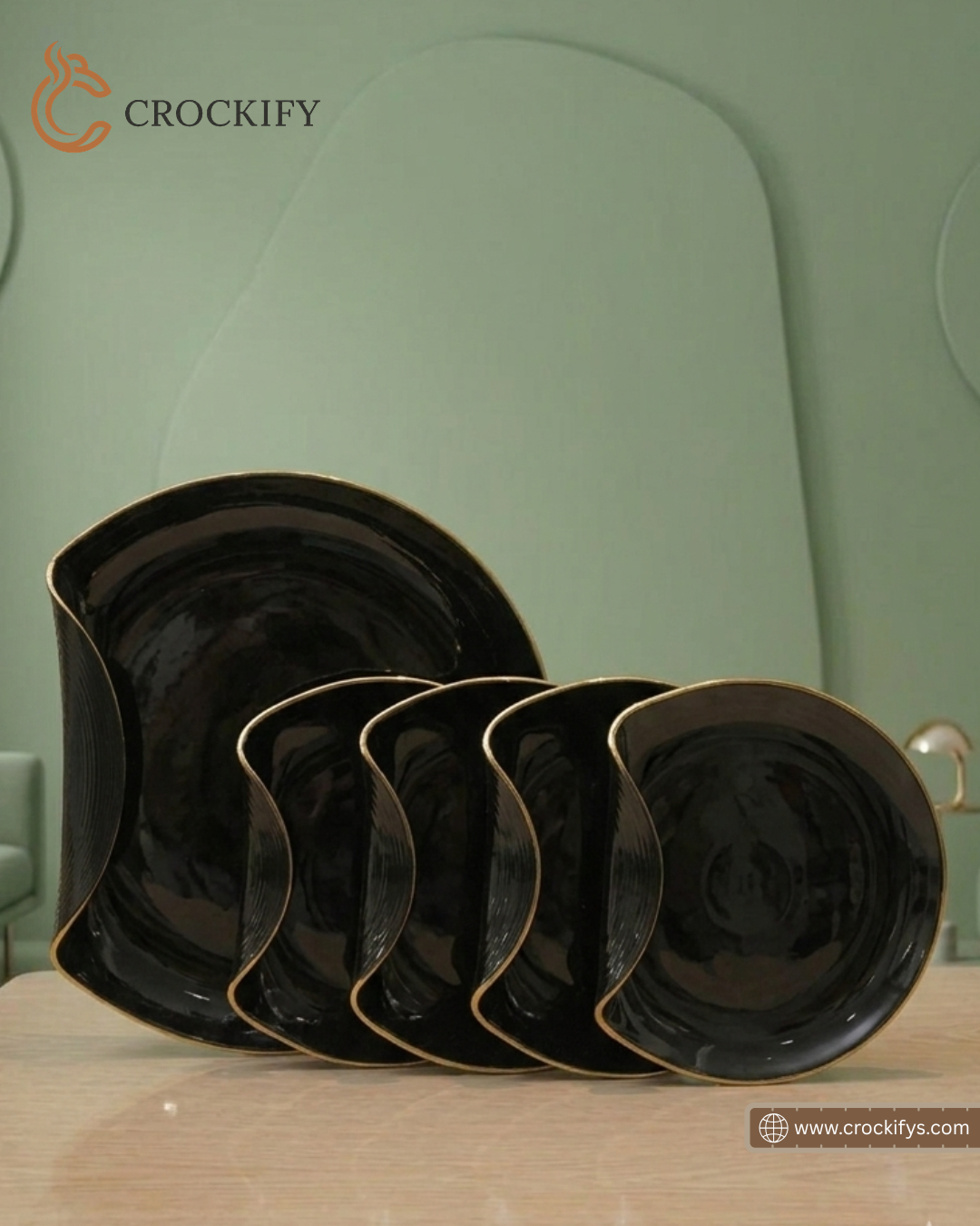 7 Pcs Moulded Style Black Turkish Cake Set.